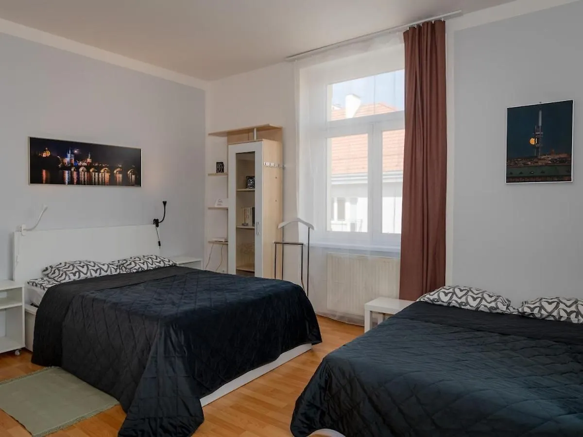 Comfortable Apartment In Prague 8 - Liben 0*,  צ'כיה